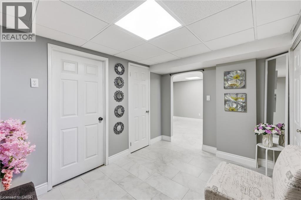 63 Folkestone Avenue, Hamilton, ON