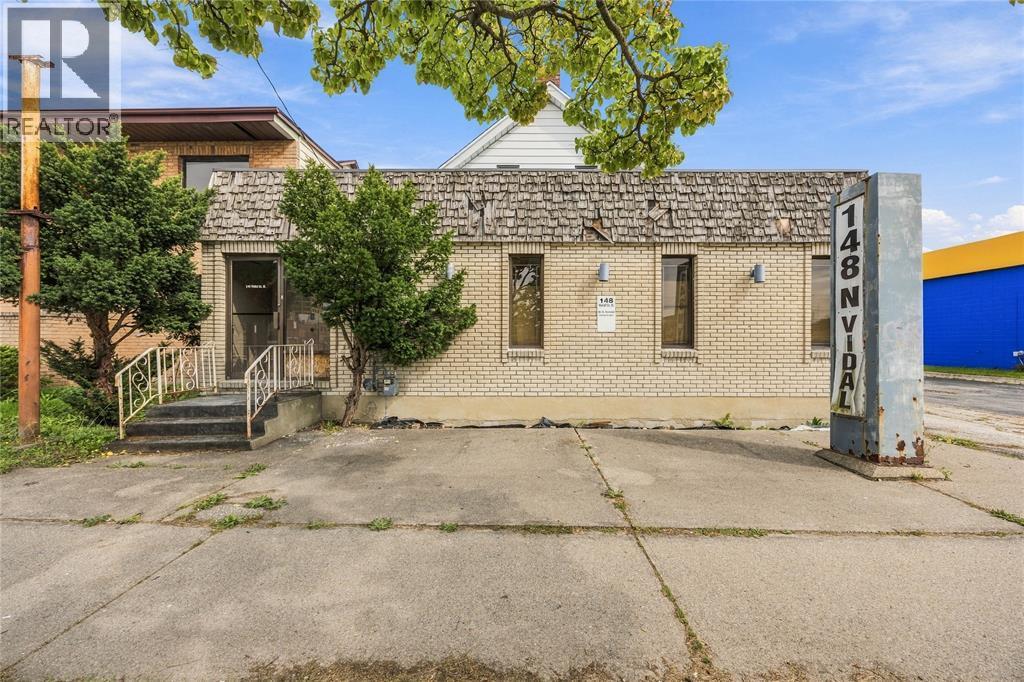 148 Vidal Street North, Sarnia, ON