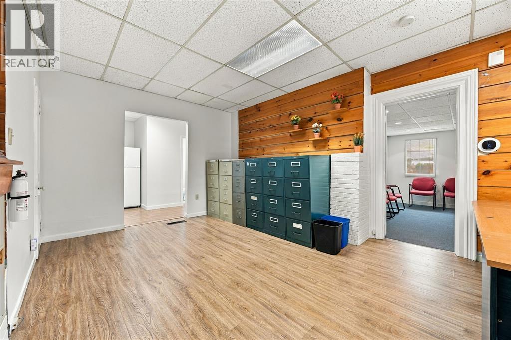 148 Vidal Street North, Sarnia, ON
