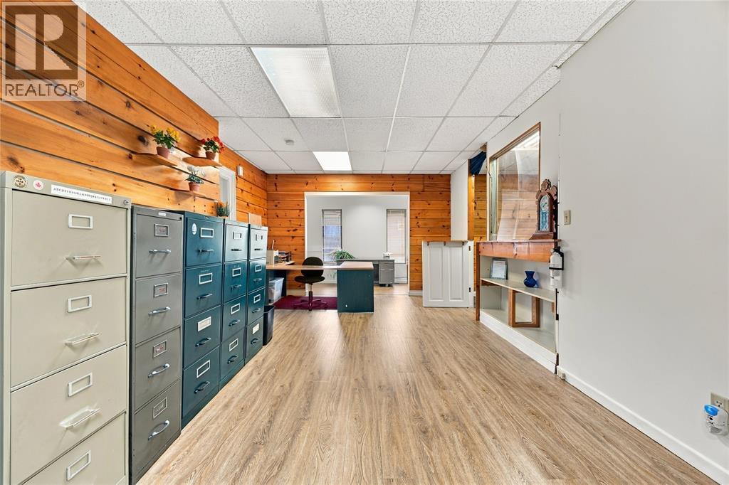 148 Vidal Street North, Sarnia, ON