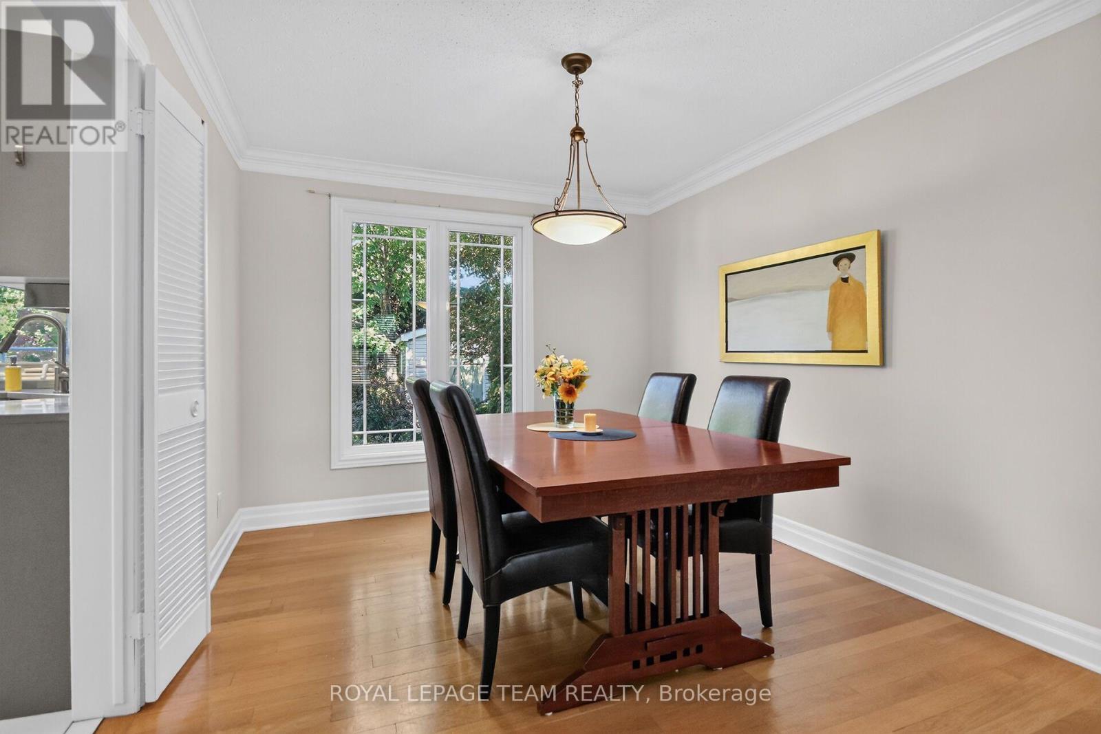 1069 Cahill Drive W, Ottawa, ON