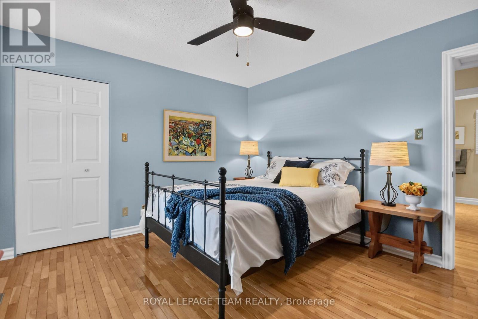 1069 Cahill Drive W, Ottawa, ON
