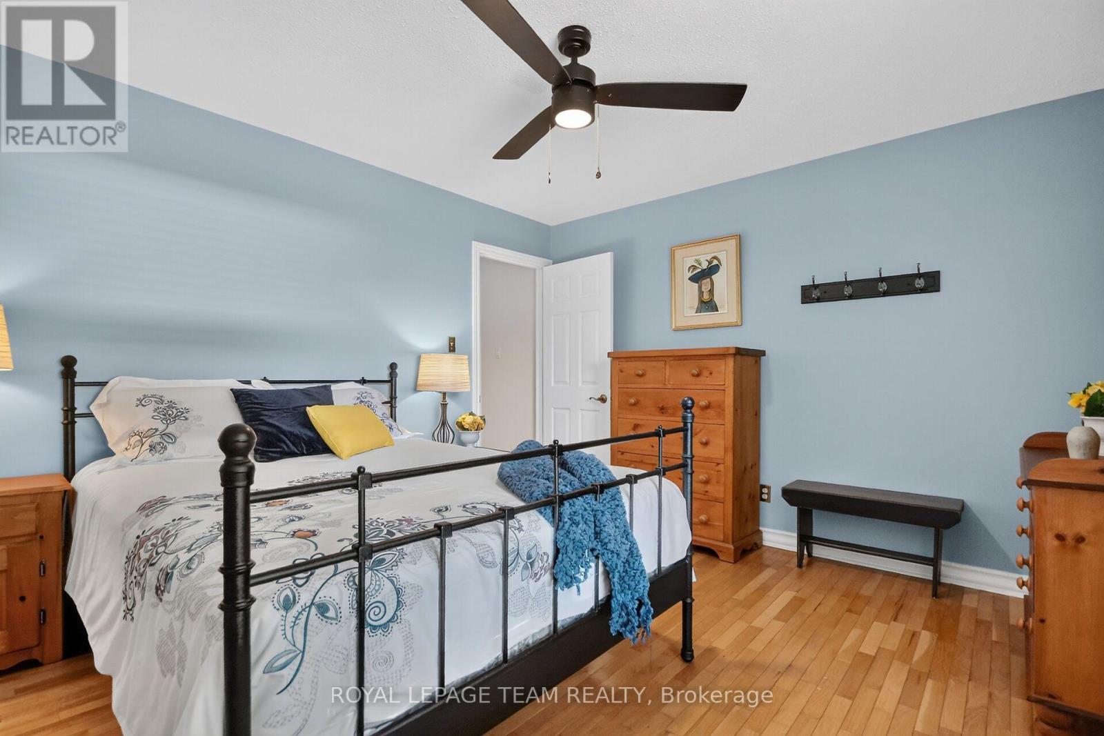 1069 Cahill Drive W, Ottawa, ON