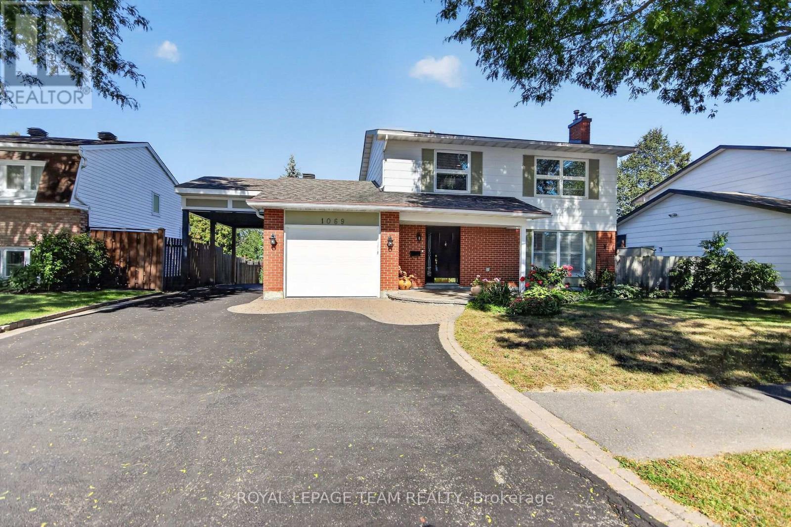 1069 Cahill Drive W, Ottawa, ON