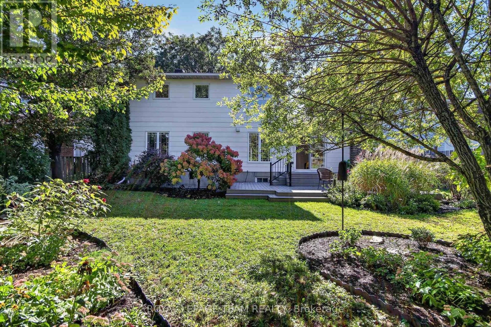 1069 Cahill Drive W, Ottawa, ON
