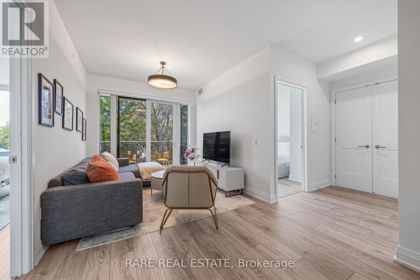 308 - 21 Park Street E, Mississauga, ON