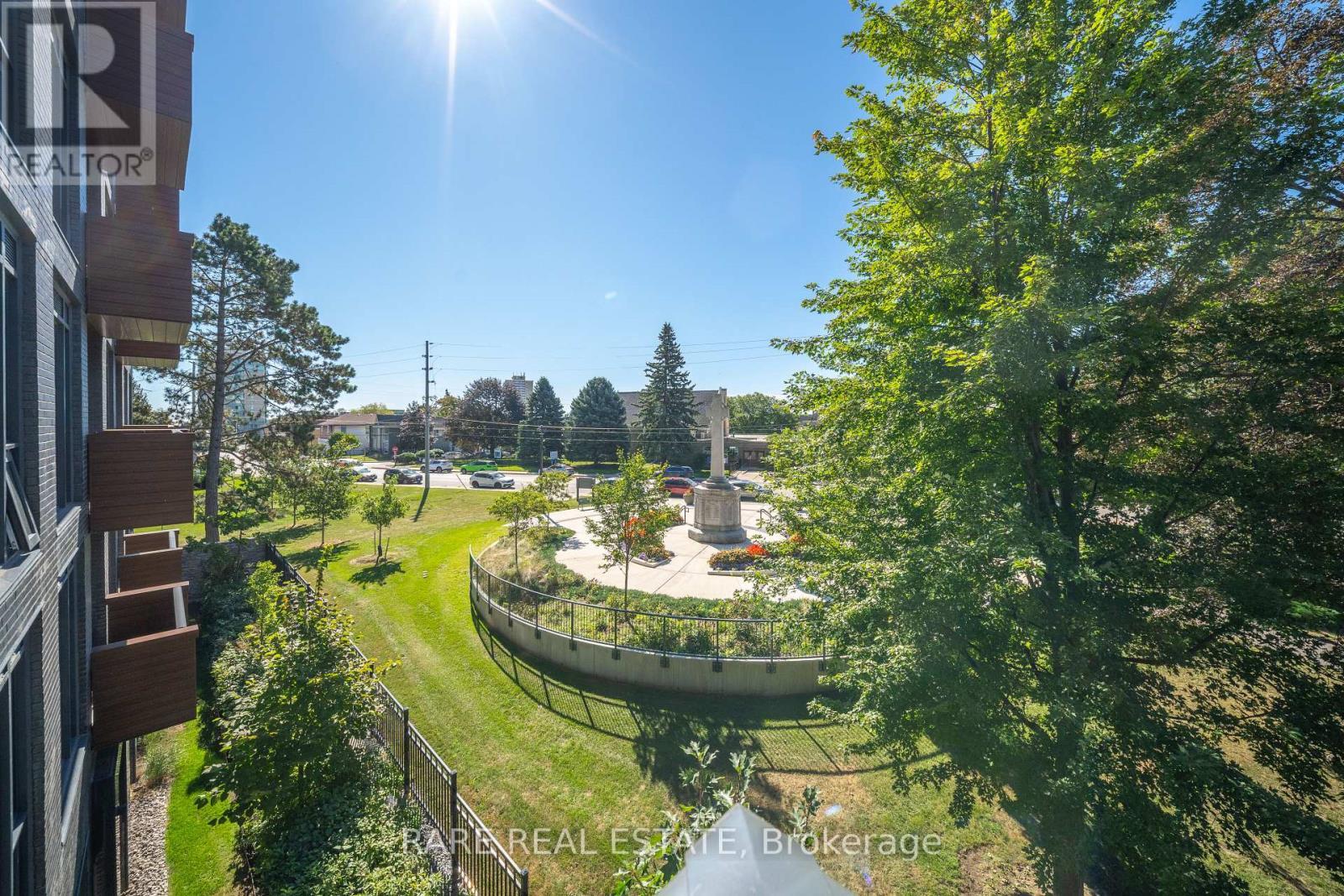 308 - 21 Park Street E, Mississauga, ON