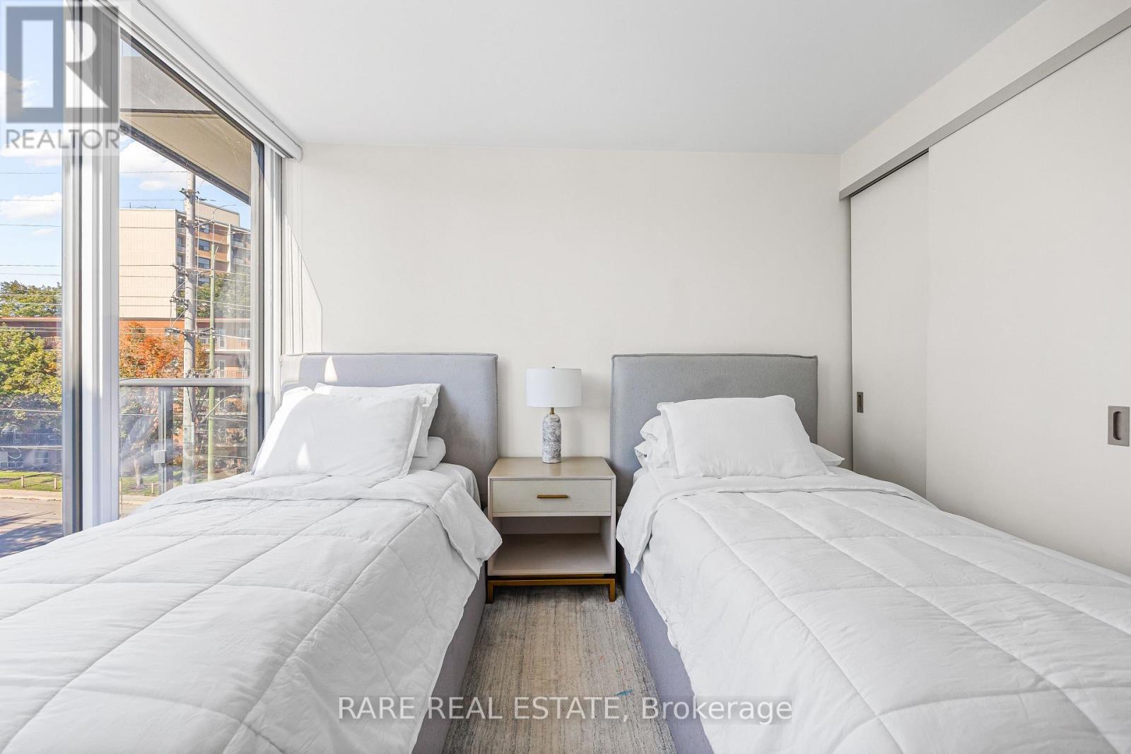 308 - 21 Park Street E, Mississauga, ON