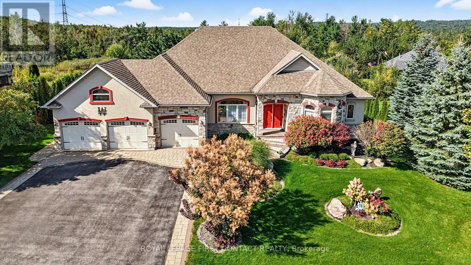 35 Wendat Trail, Springwater, ON