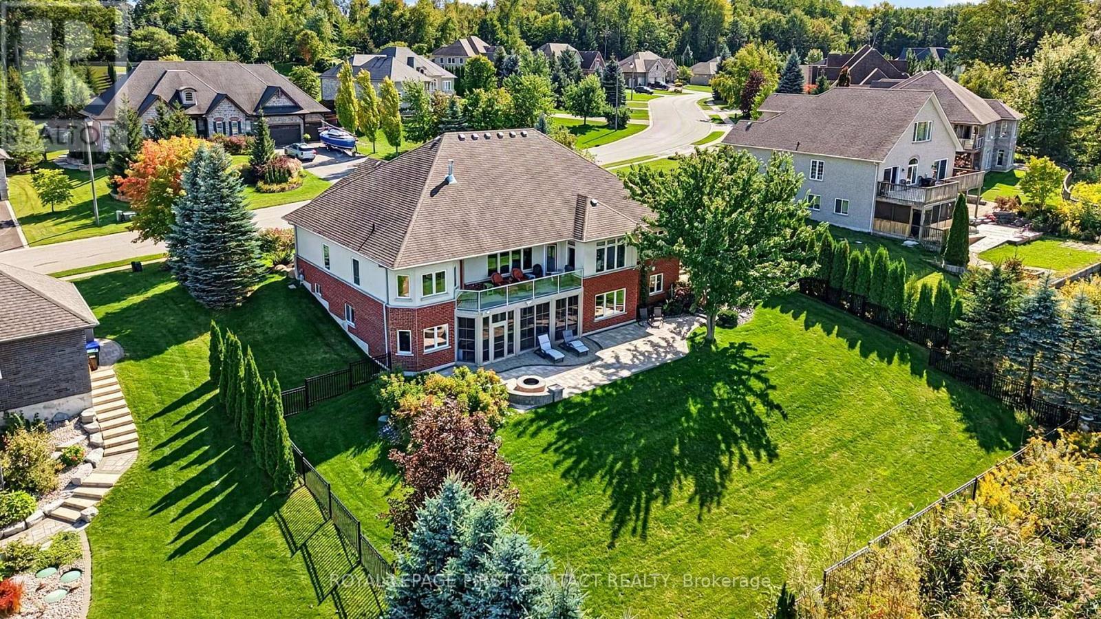 35 Wendat Trail, Springwater, ON
