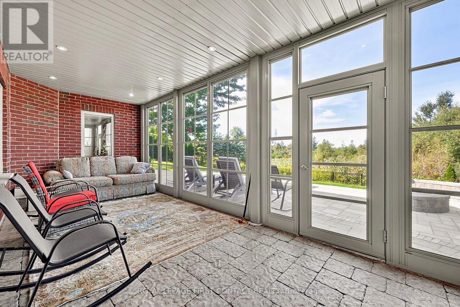 35 Wendat Trail, Springwater, ON