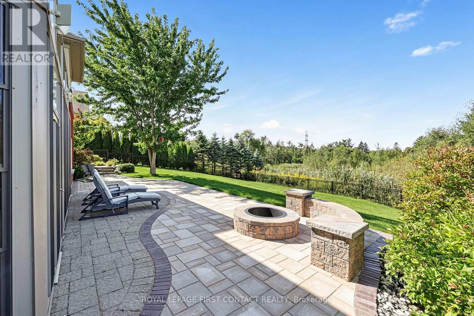 35 Wendat Trail, Springwater, ON