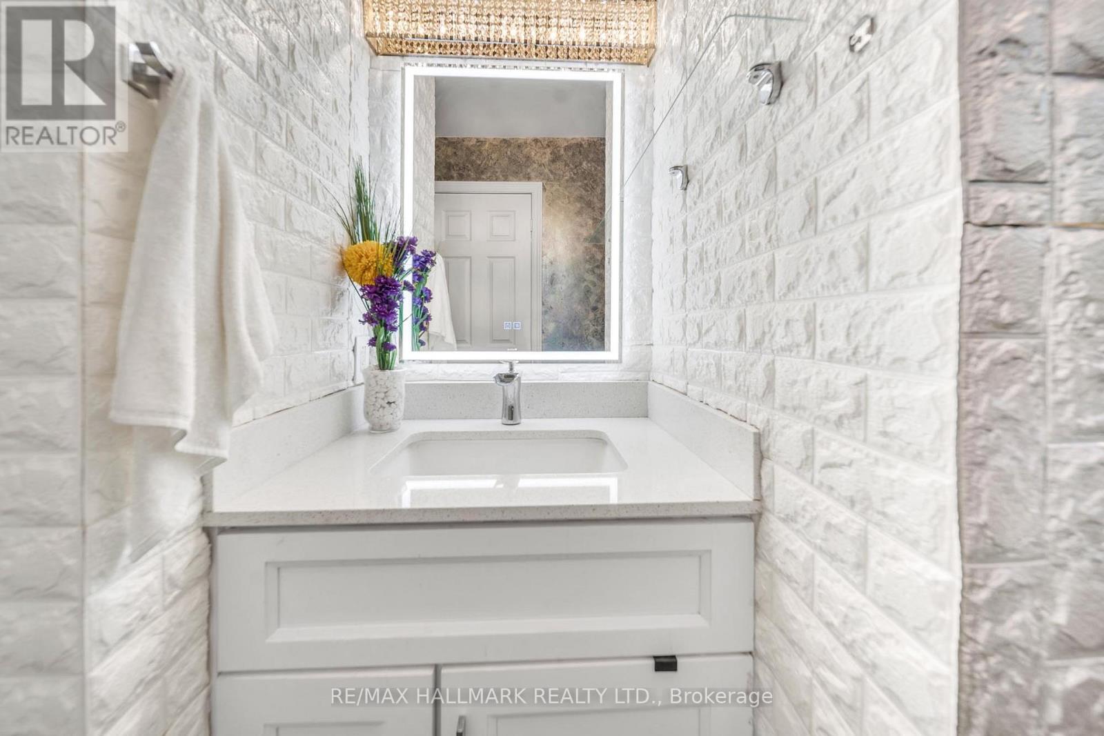 268 Pasadena Drive, Georgina, ON