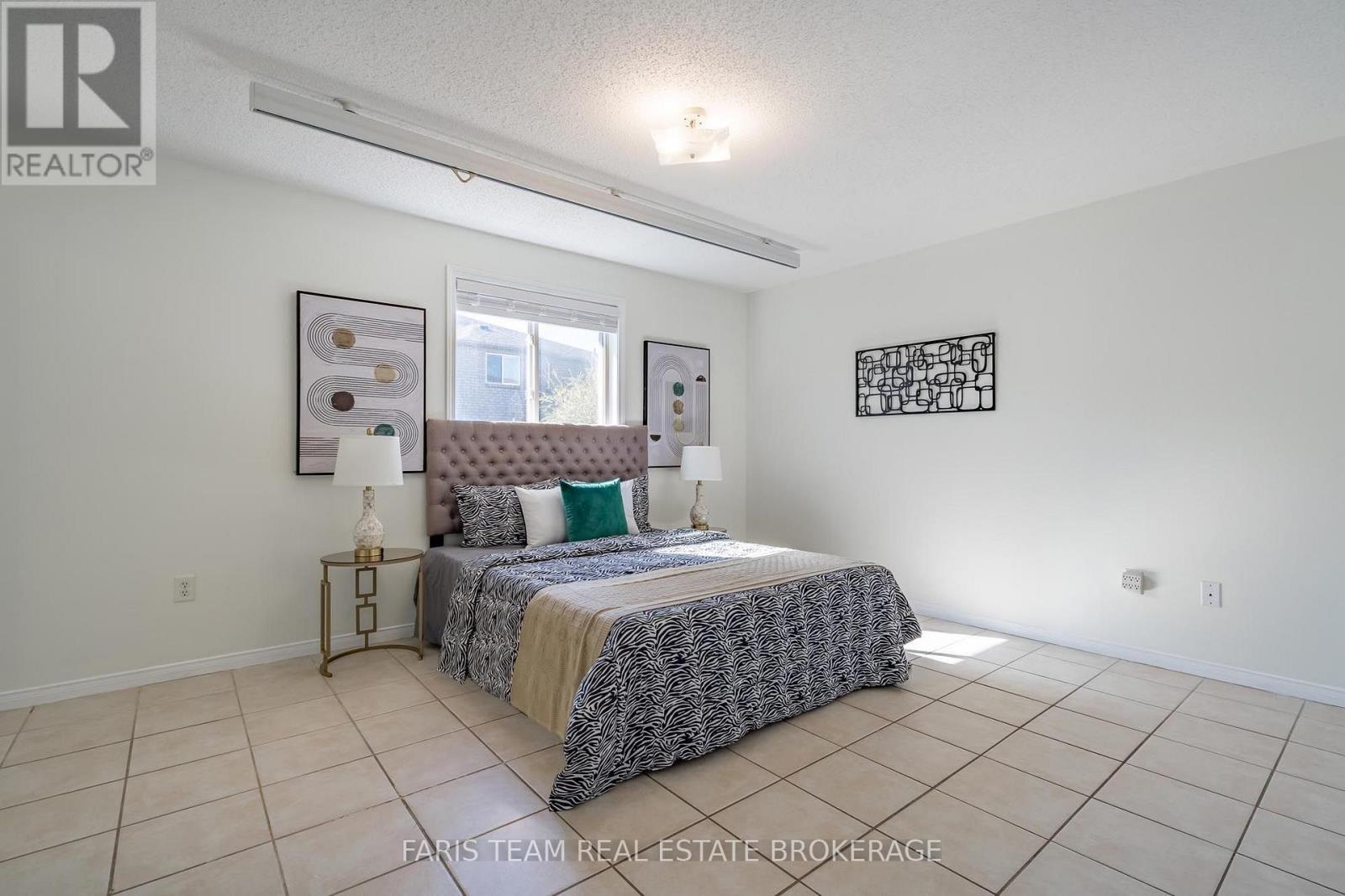 41 Irene Drive, Barrie, ON