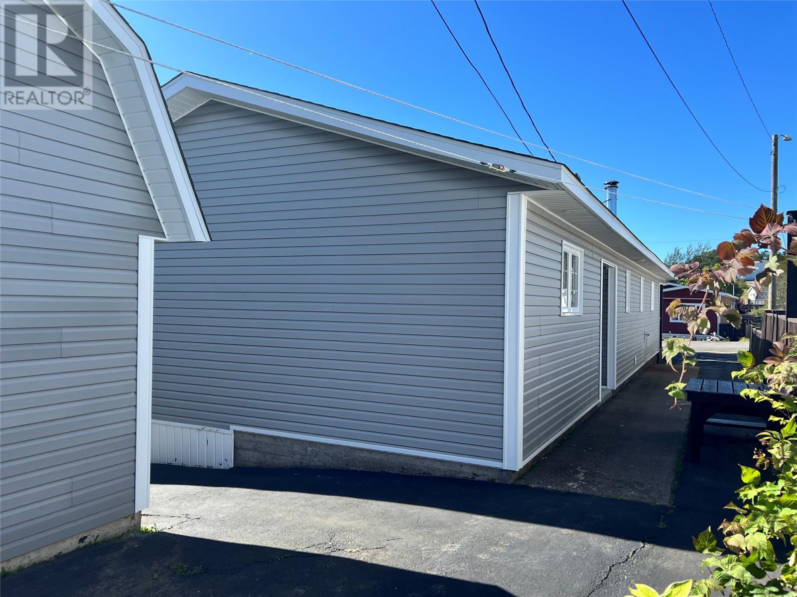 12 Trailer Court, Springdale, NL