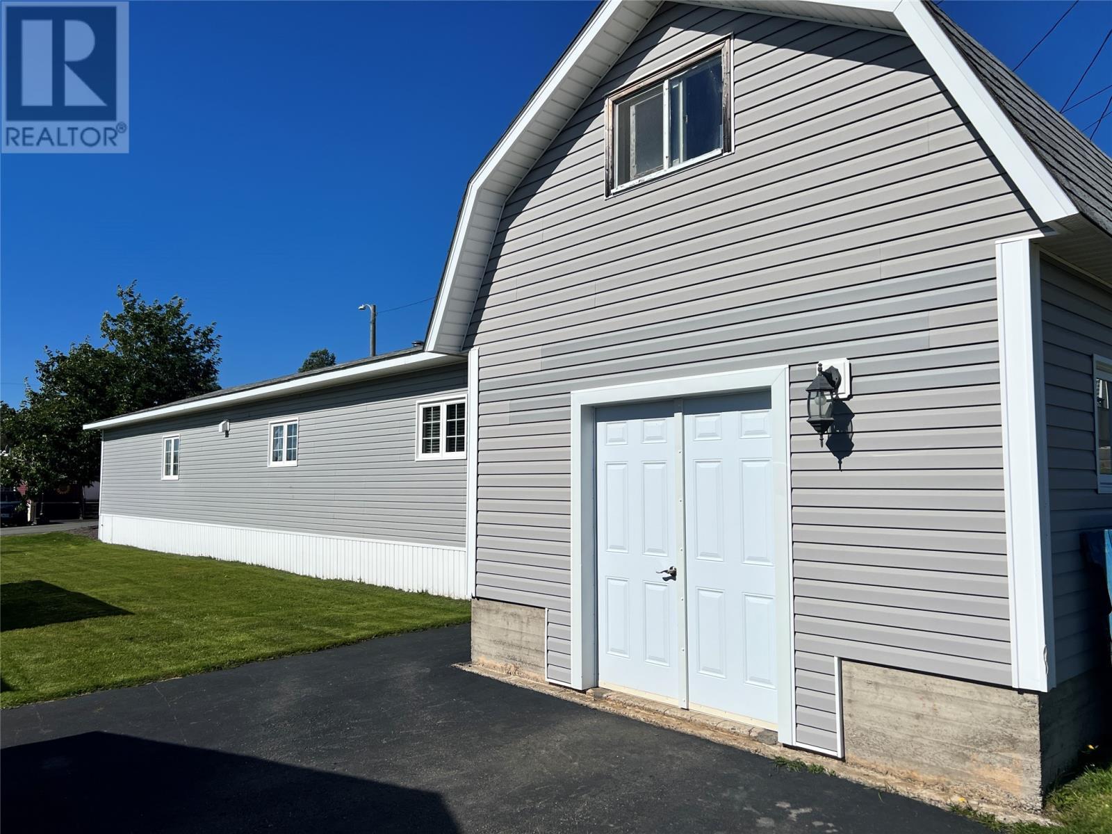 12 Trailer Court, Springdale, NL