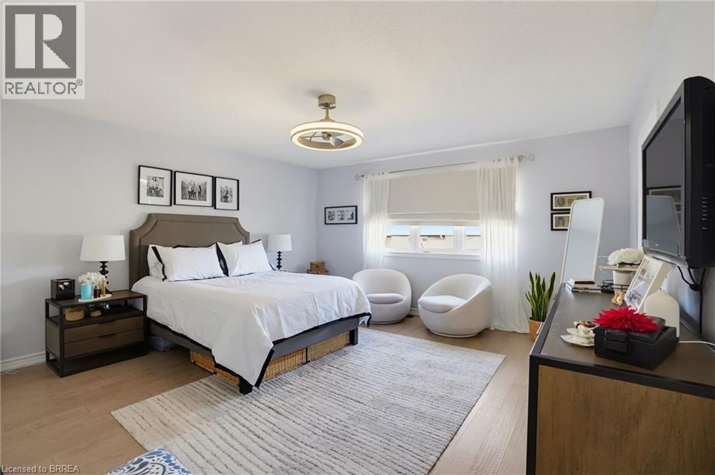 25 Learmont Avenue, Caledon, ON