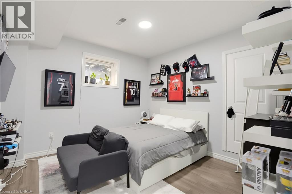 25 Learmont Avenue, Caledon, ON