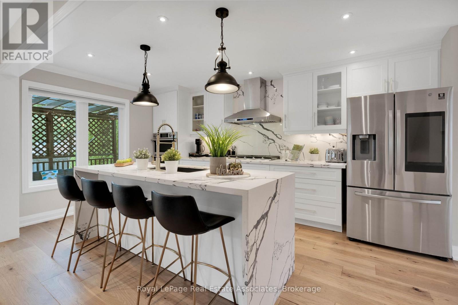 Kitchen - 3840 Althorpe Circle, Mississauga, ON