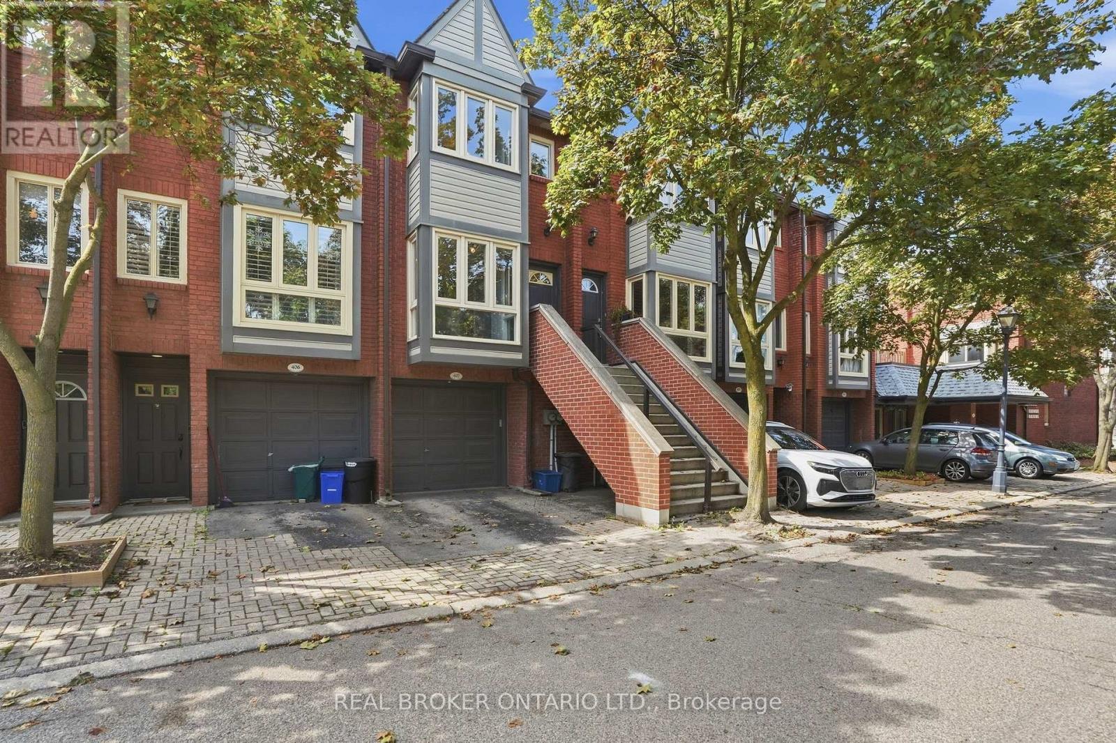 407 - 895 Maple Avenue, Burlington, ON