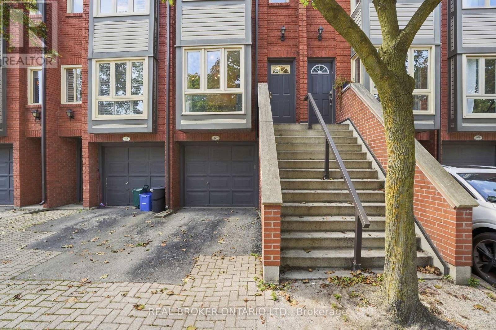 407 - 895 Maple Avenue, Burlington, ON