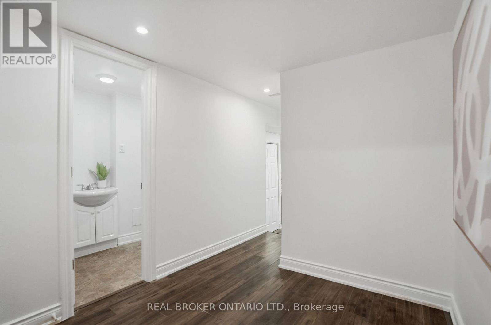 407 - 895 Maple Avenue, Burlington, ON