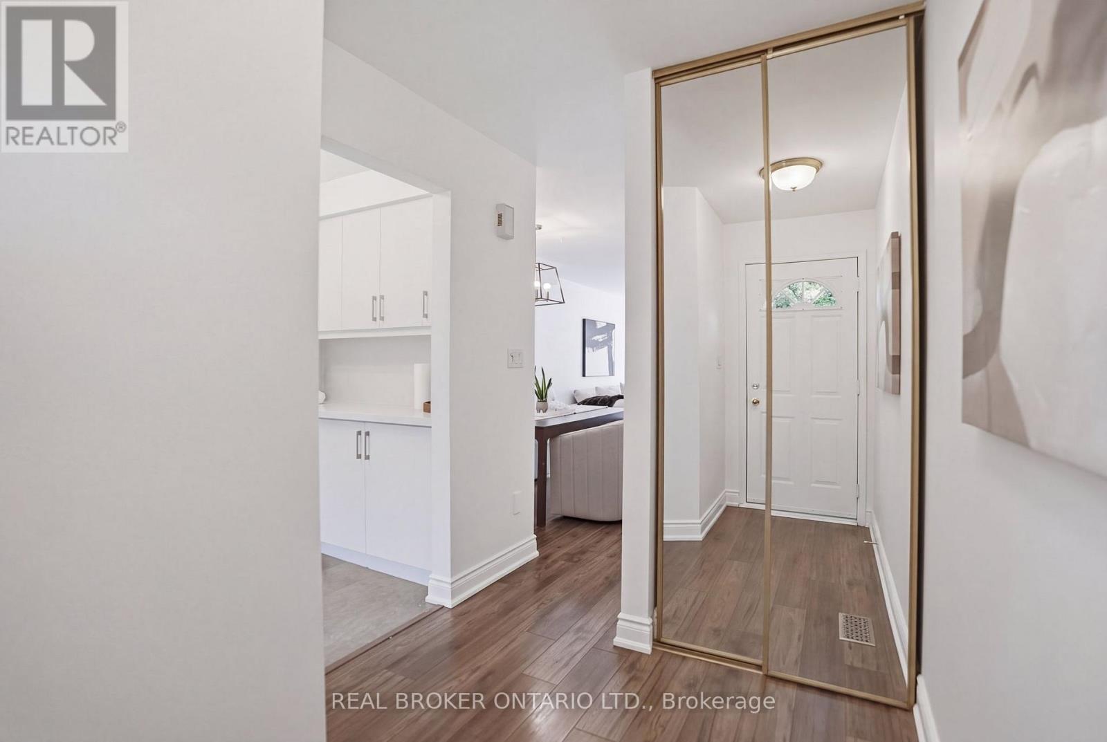 407 - 895 Maple Avenue, Burlington, ON