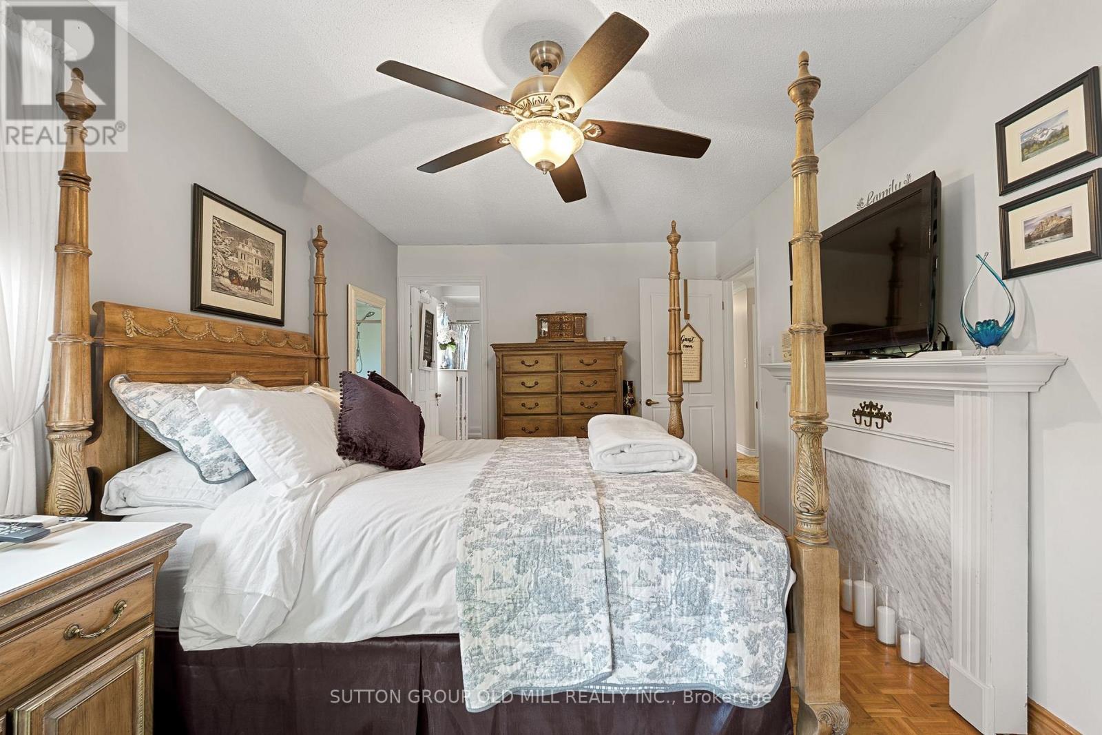 152 Glenn Hawthorne Boulevard, Mississauga, ON