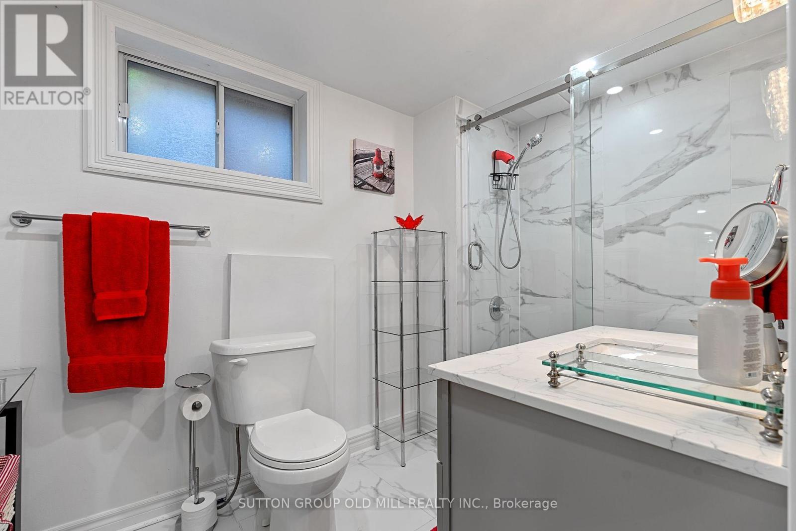 152 Glenn Hawthorne Boulevard, Mississauga, ON