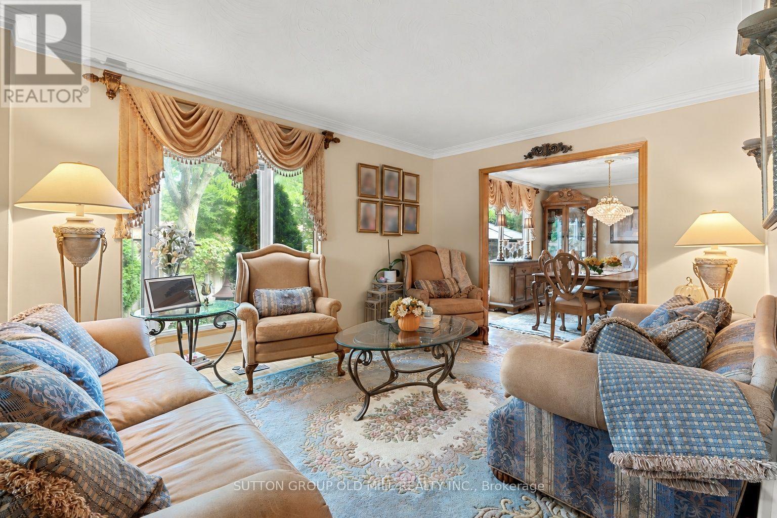 152 Glenn Hawthorne Boulevard, Mississauga, ON