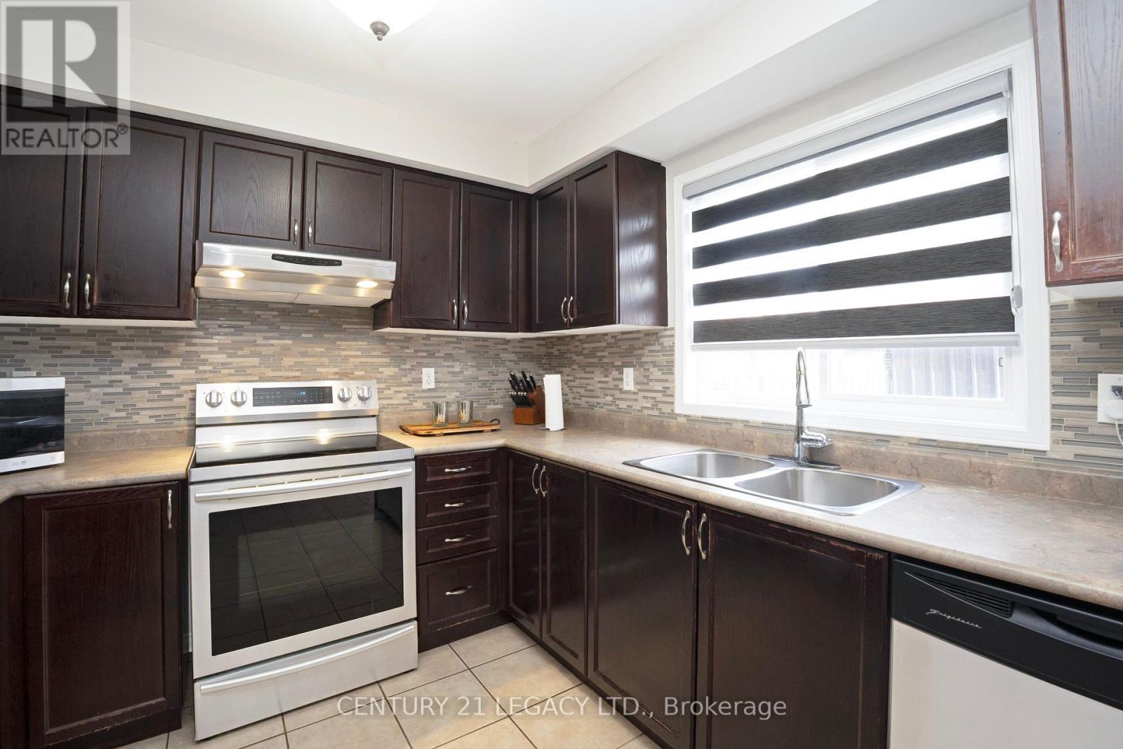 131 Sugarhill Drive, Brampton, ON