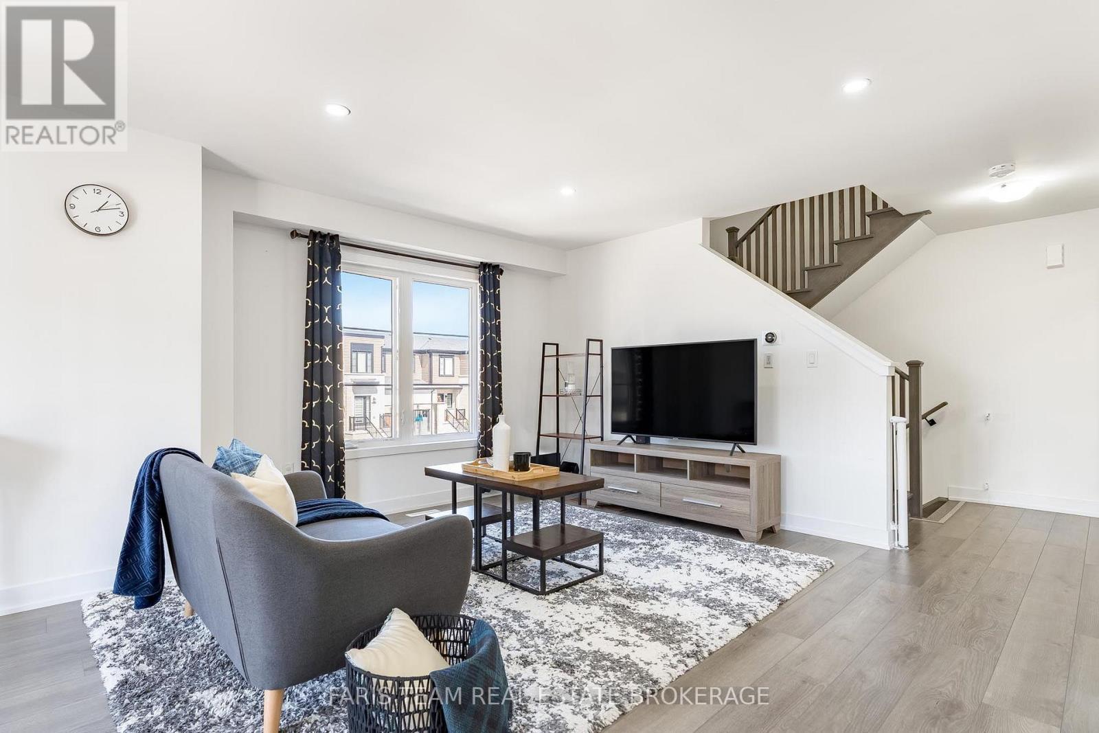 38 Silo Mews, Barrie, ON