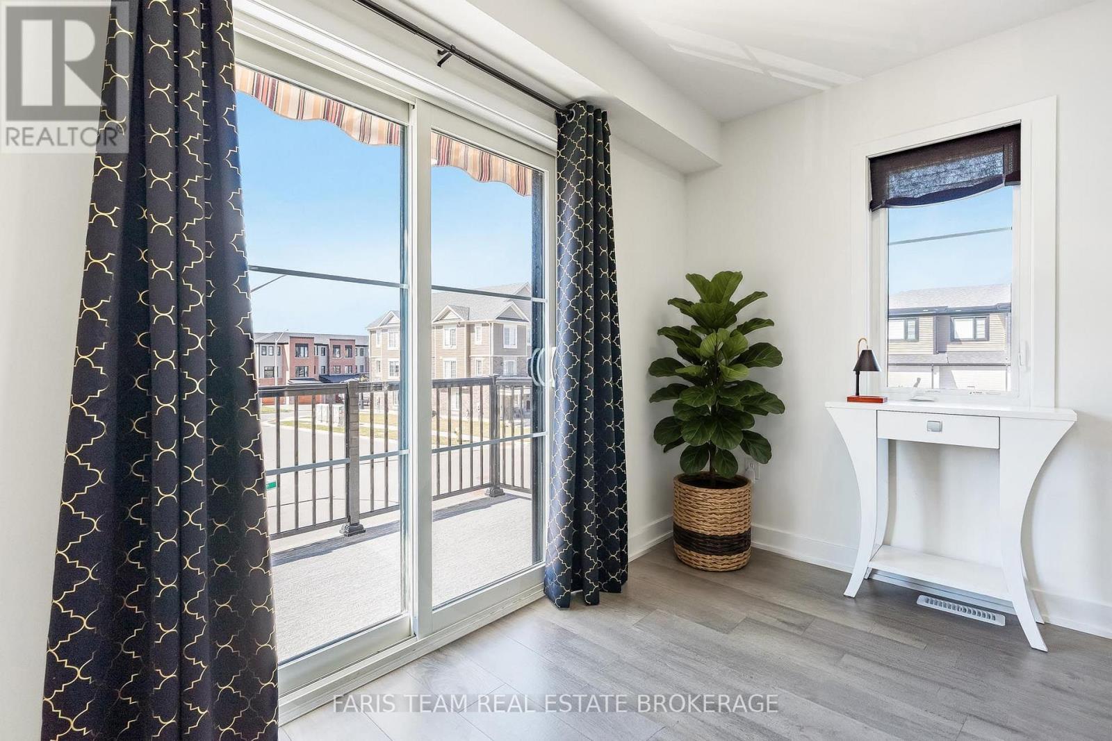 Virtually Staged - 38 Silo Mews, Barrie, ON