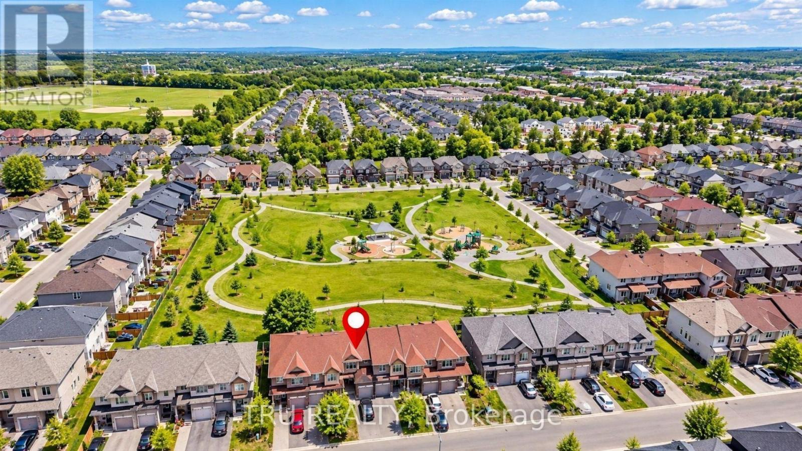 Backing on Littlerock Park! - 641 Sunburst Street, Ottawa, ON