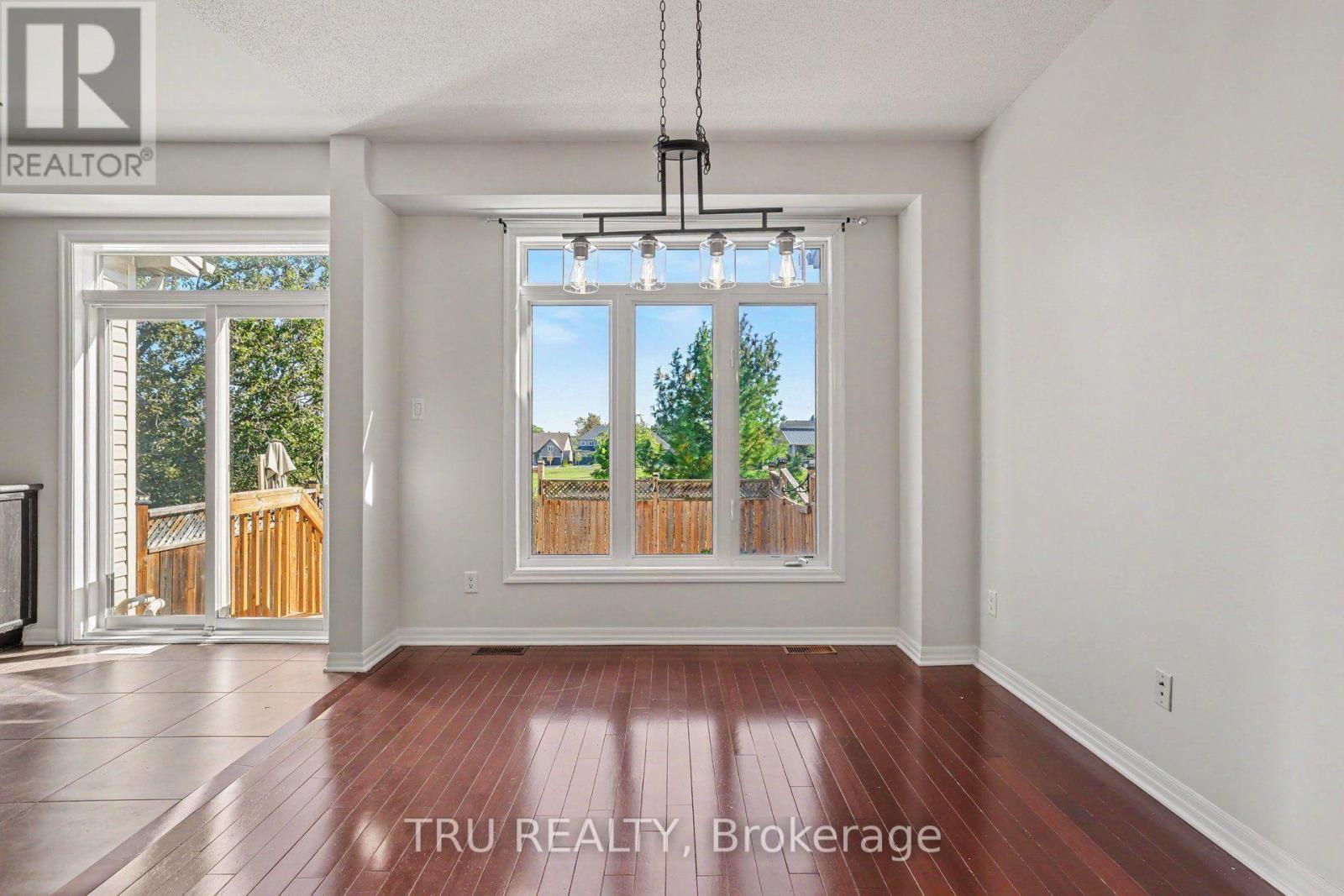 Dining Room - 641 Sunburst Street, Ottawa, ON