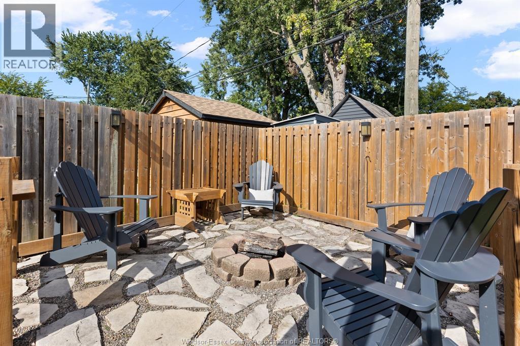 1734 Westcott, Windsor, ON