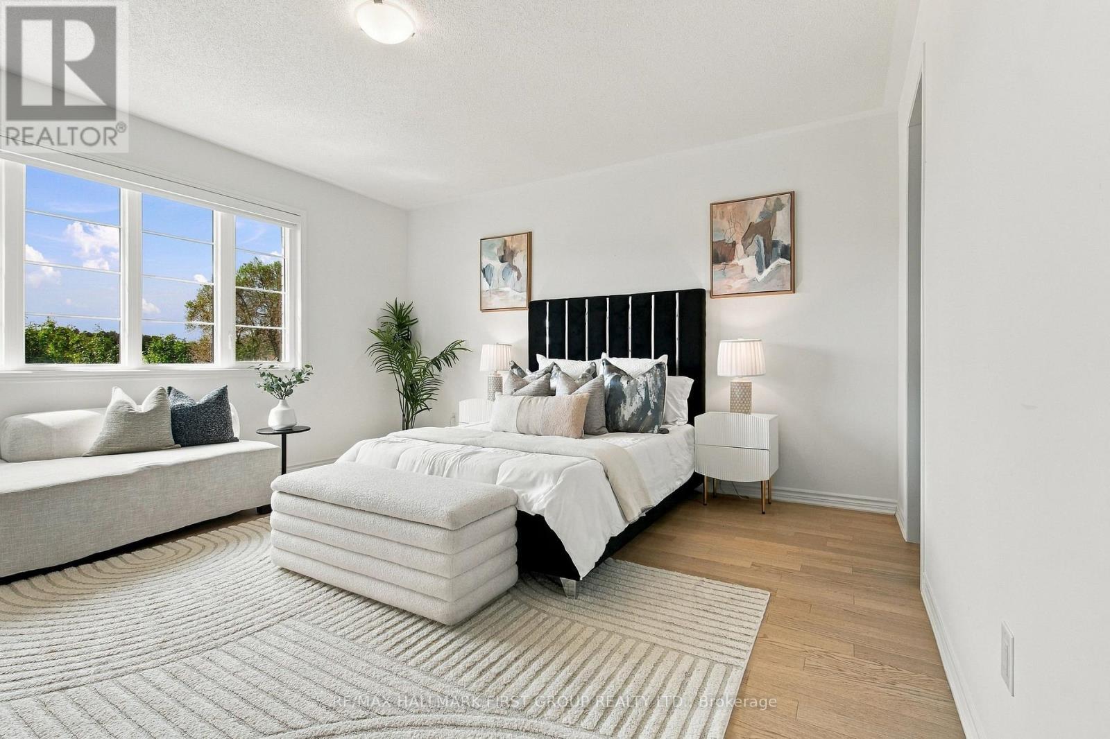 3302 Marchington Square, Pickering, ON