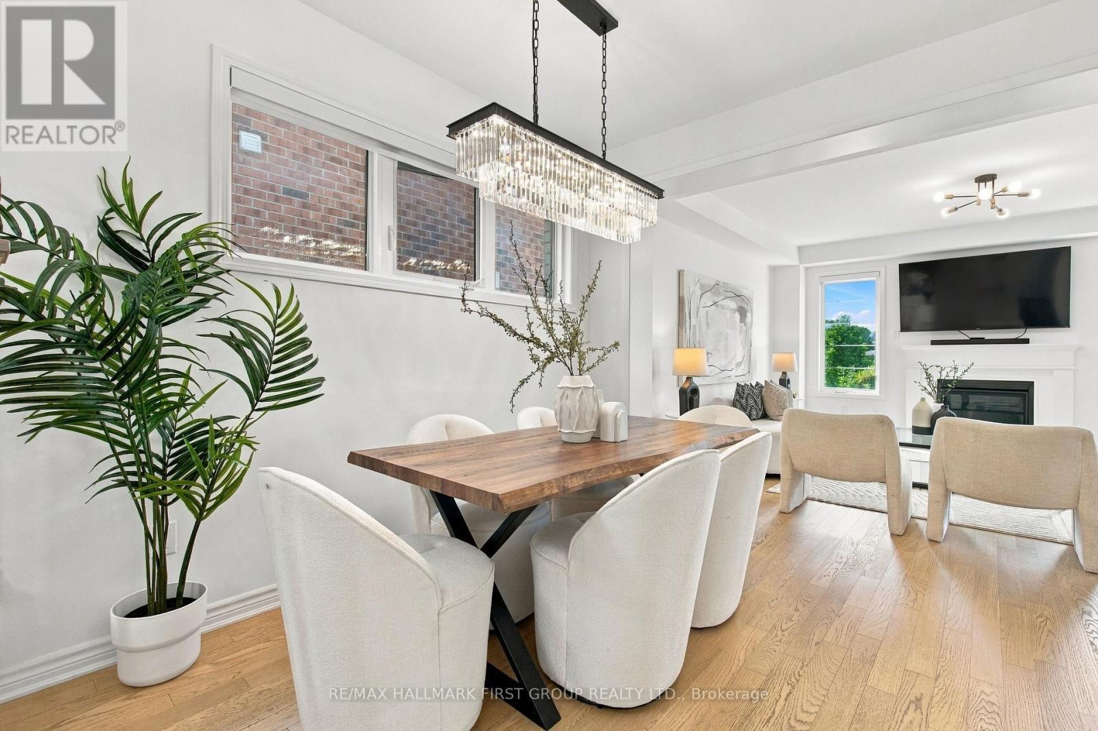 3302 Marchington Square, Pickering, ON