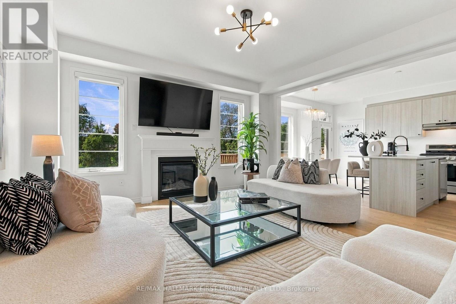 3302 Marchington Square, Pickering, ON