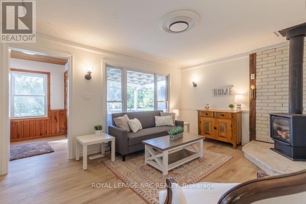 2414 Port Robinson Road, Thorold, ON