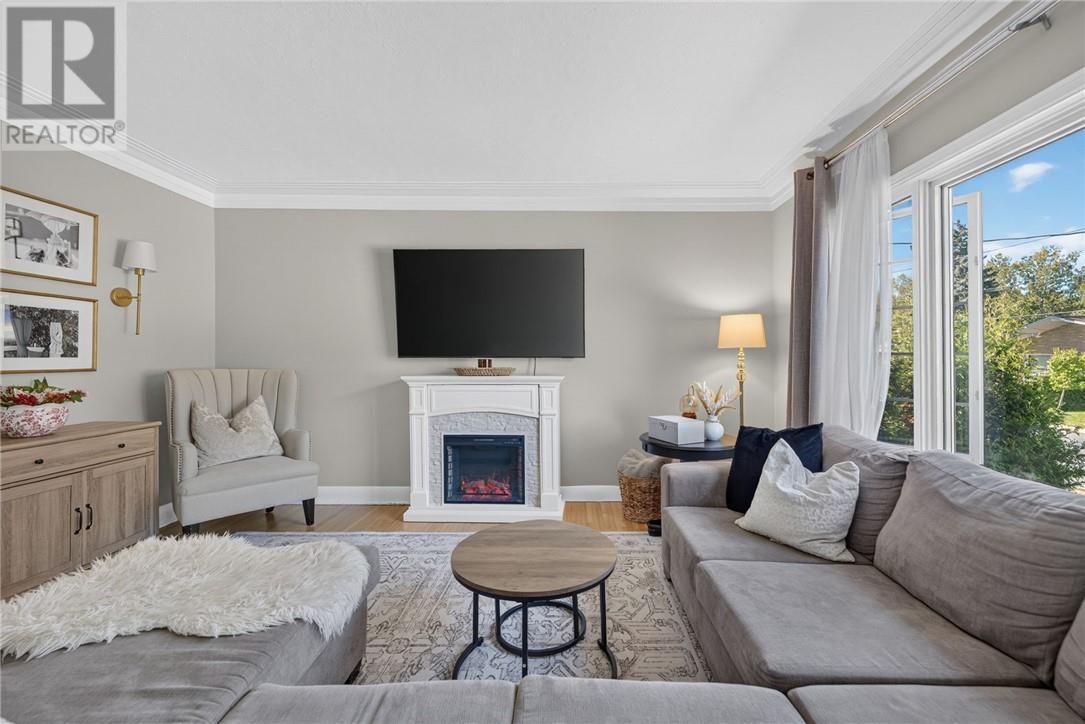 503 Mcneill Boulevard, Sudbury, ON
