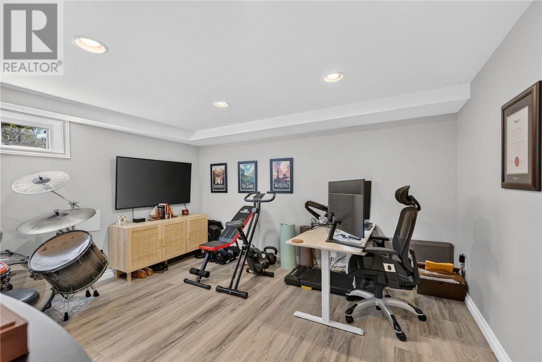 503 Mcneill Boulevard, Sudbury, ON