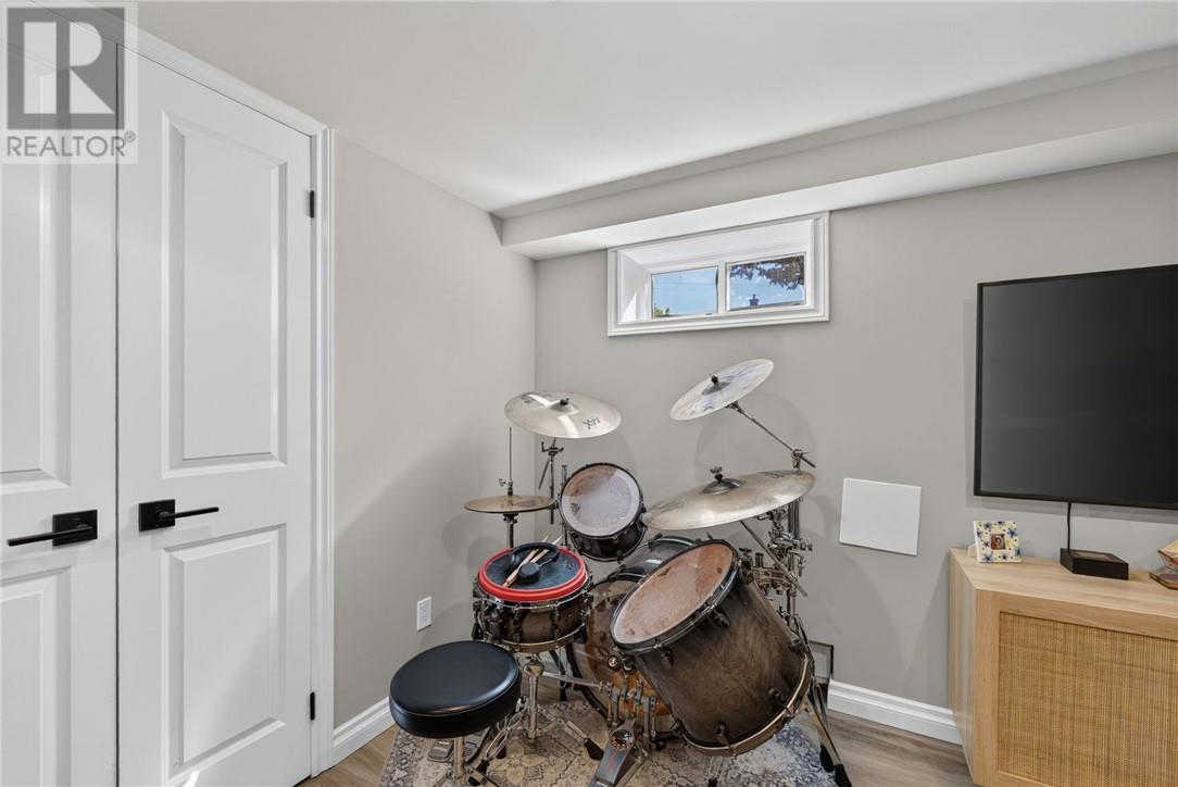 503 Mcneill Boulevard, Sudbury, ON