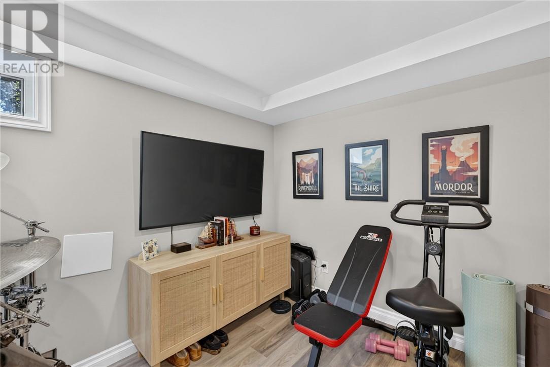 503 Mcneill Boulevard, Sudbury, ON