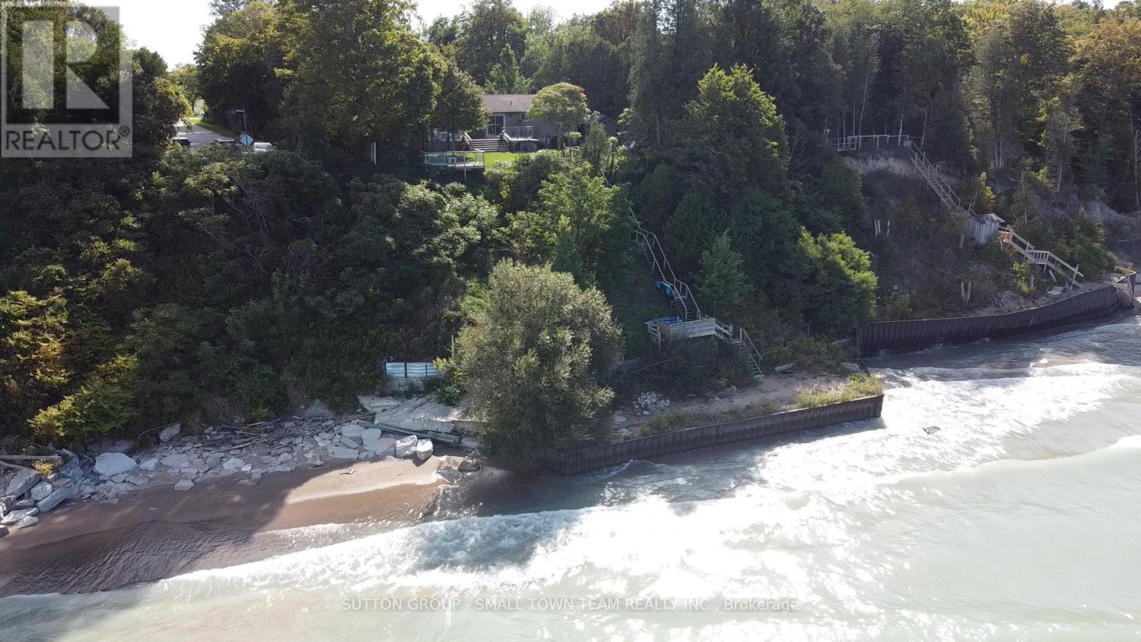 Seawall protection across property front - 74399 Cardinal Court, Bluewater (Stanley), ON