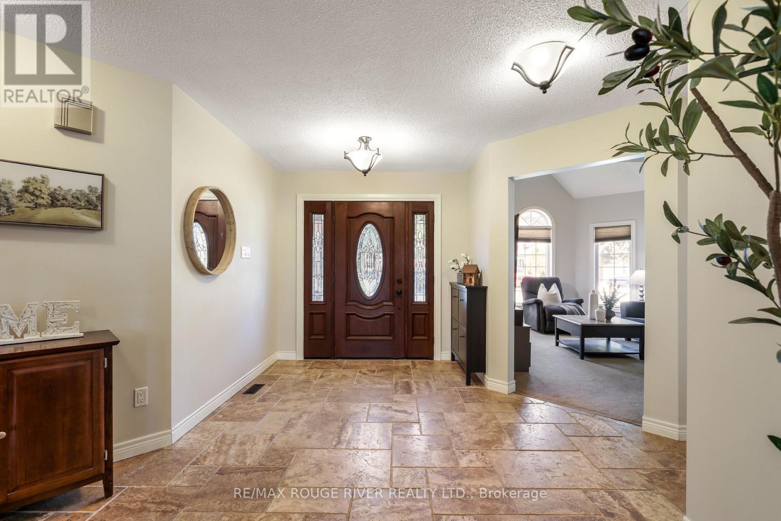 Foyer - 965 Ridge Valley Drive, Oshawa, ON