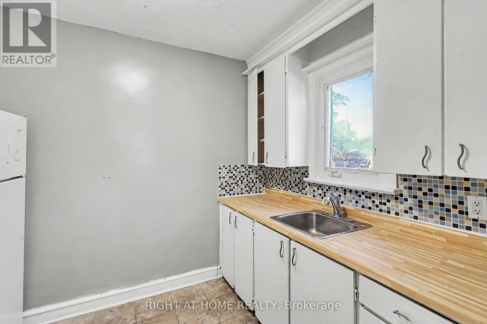 333 Levis Avenue, Ottawa, ON