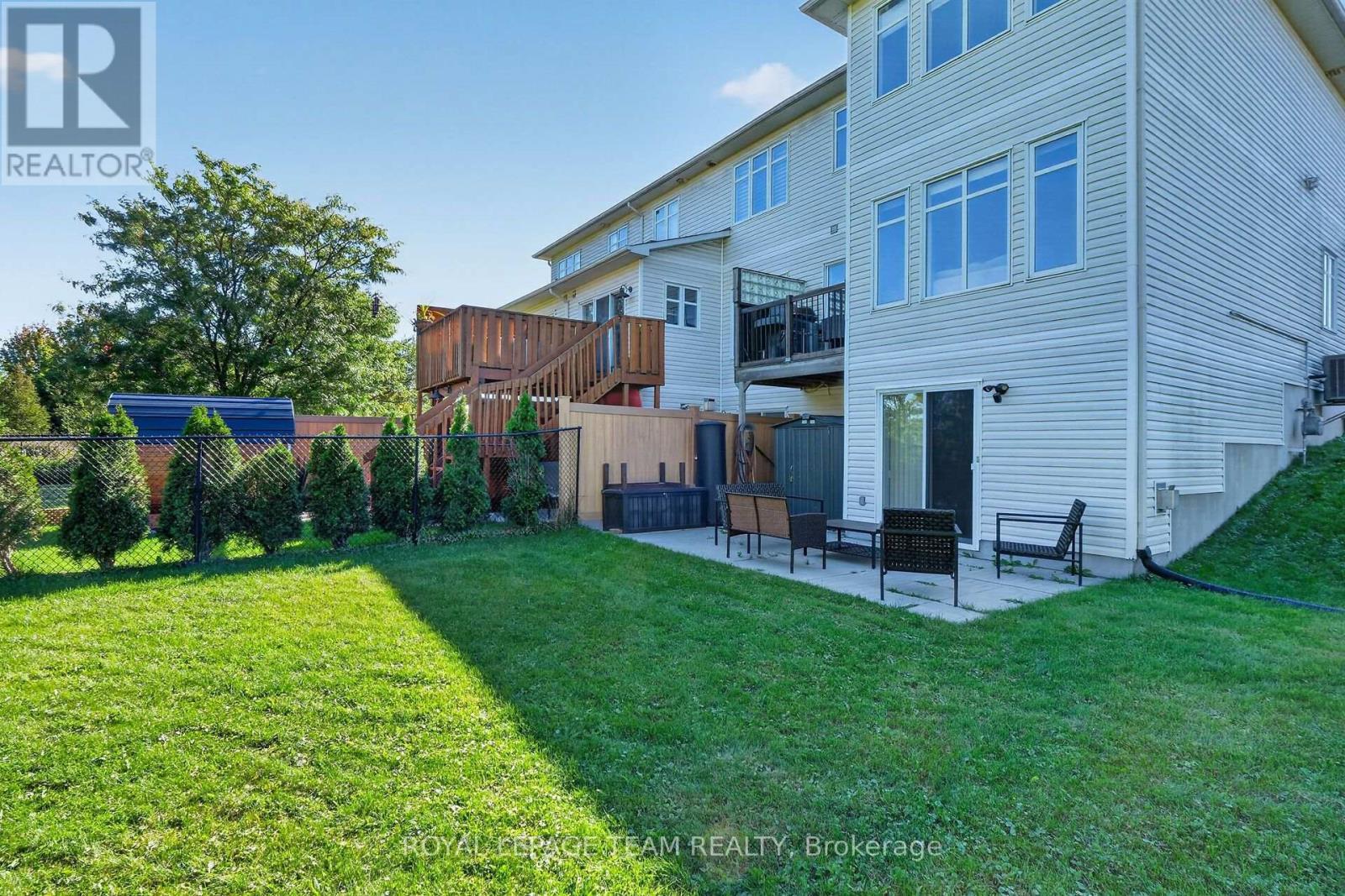 2136 Bergamot Circle, Ottawa, ON