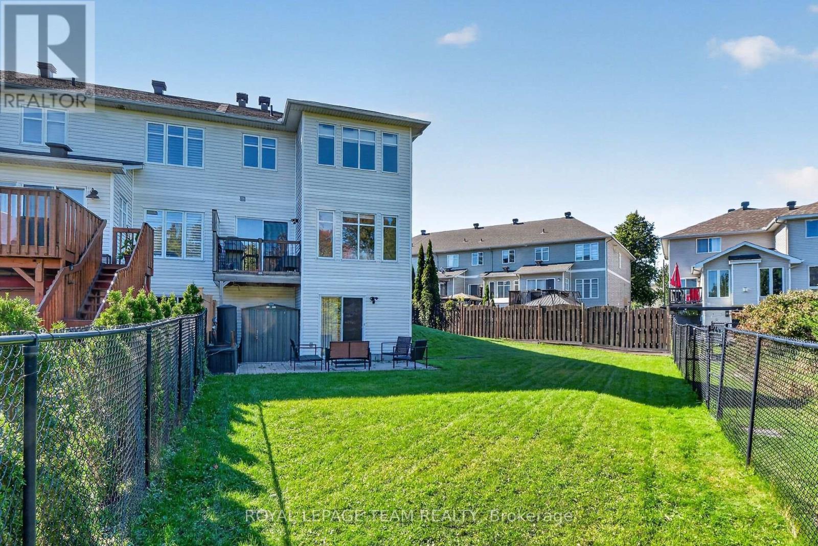 2136 Bergamot Circle, Ottawa, ON