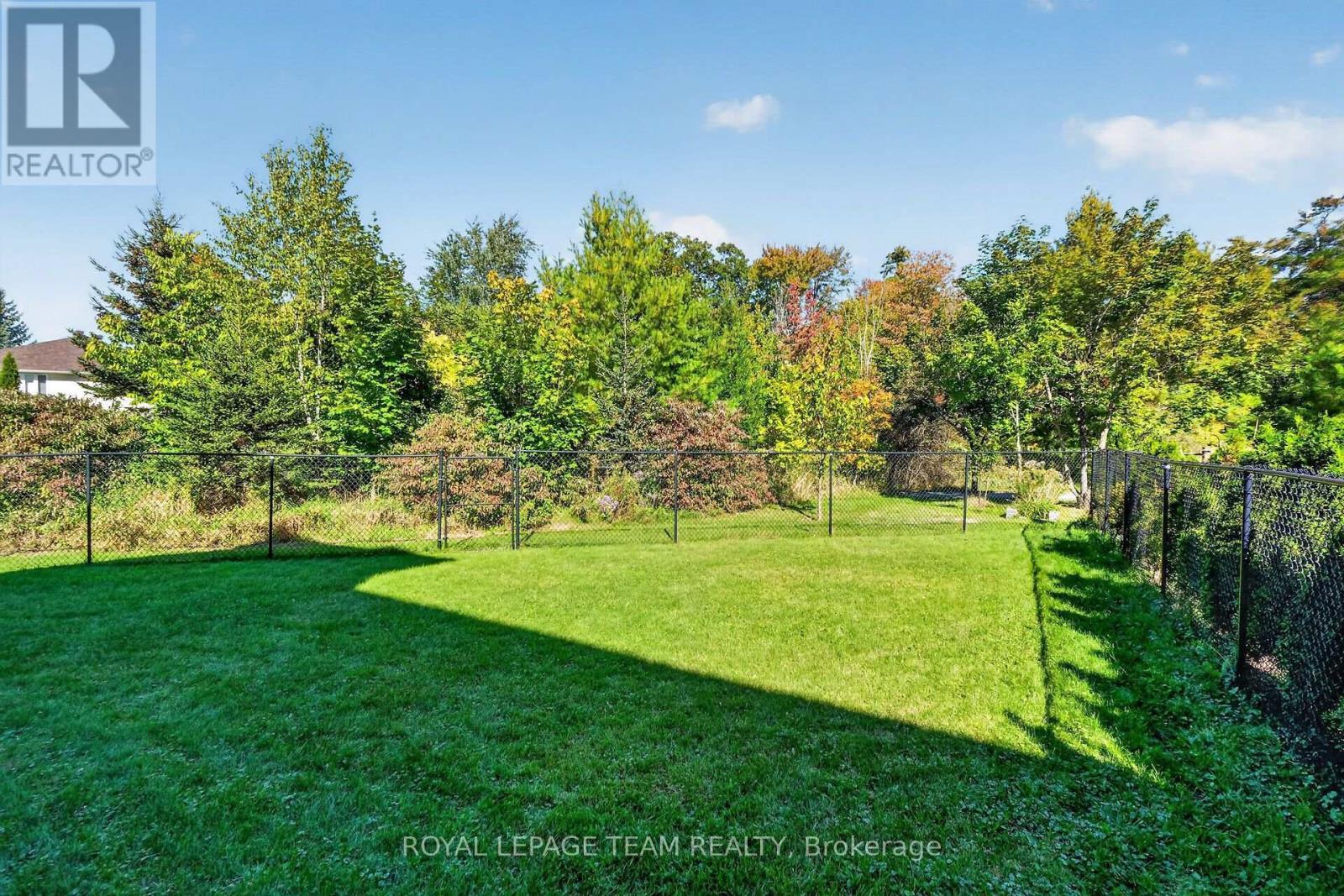 2136 Bergamot Circle, Ottawa, ON